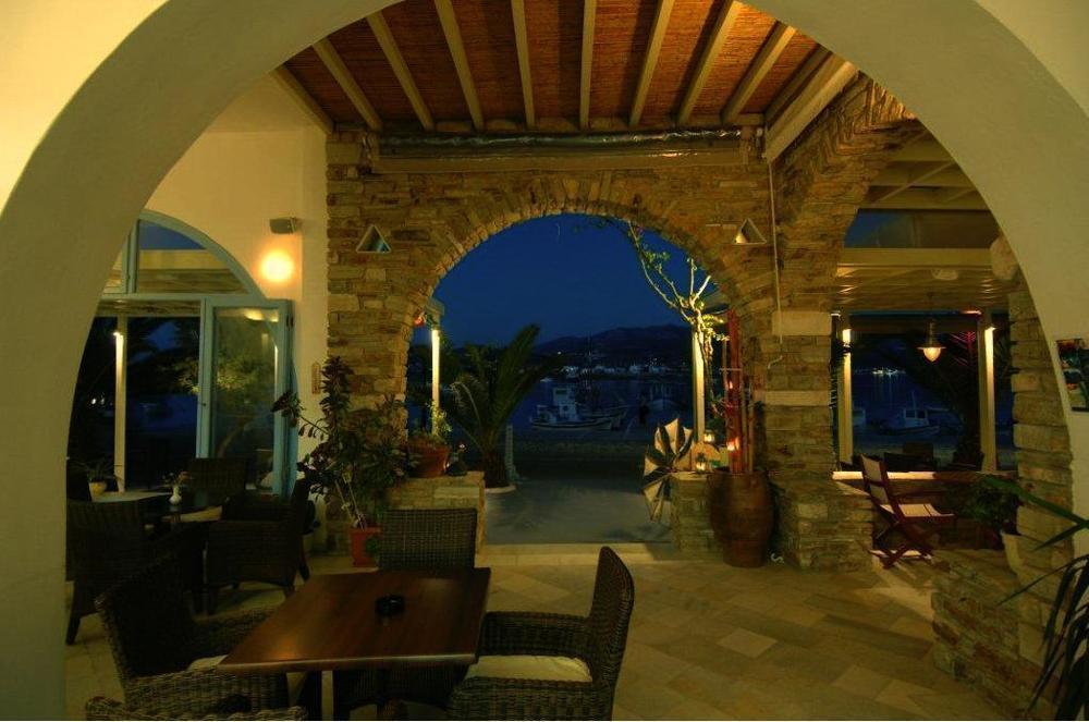 אנטיפארוס Hotel Mantalena מראה חיצוני תמונה