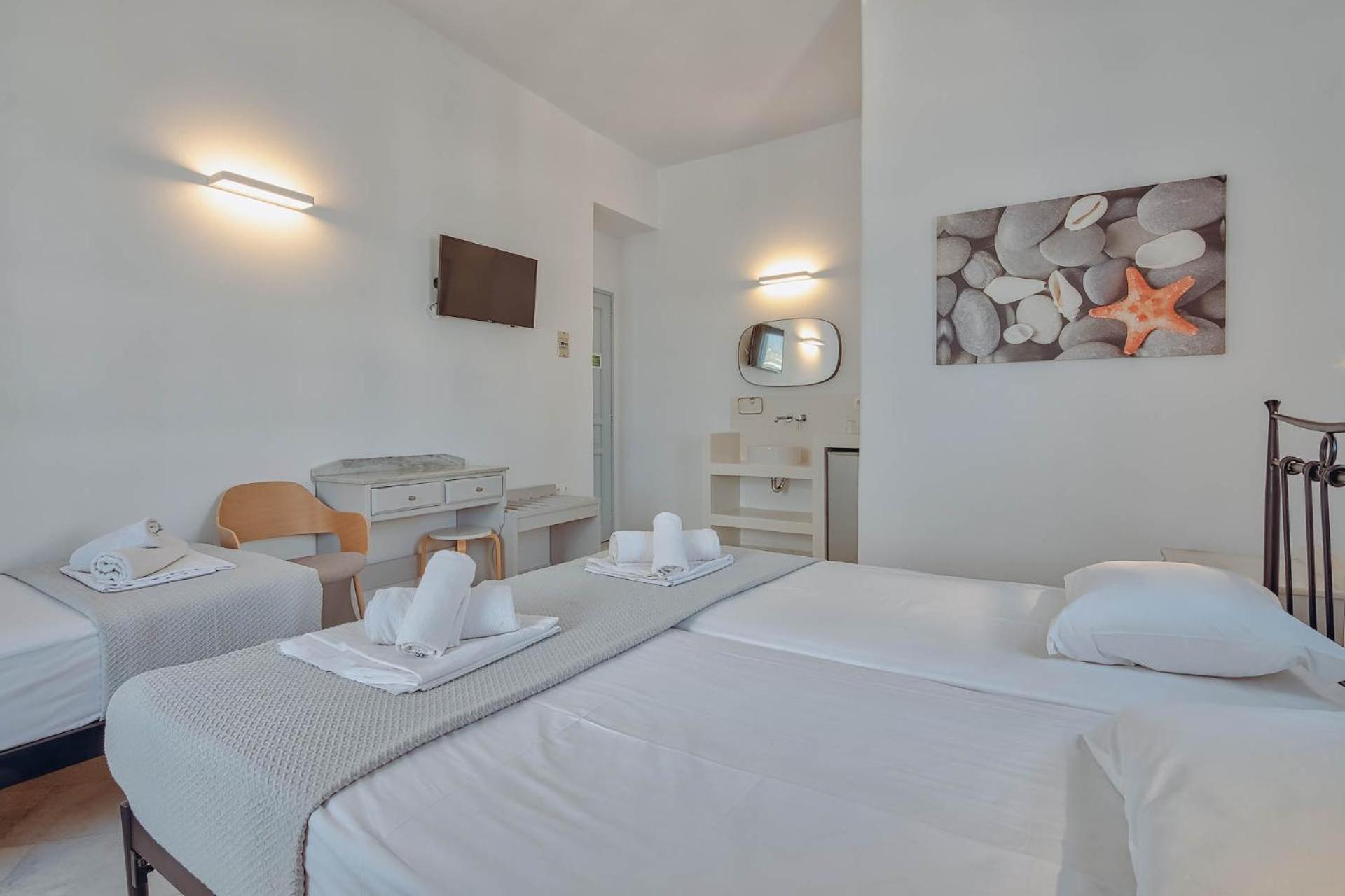 אנטיפארוס Hotel Mantalena מראה חיצוני תמונה
