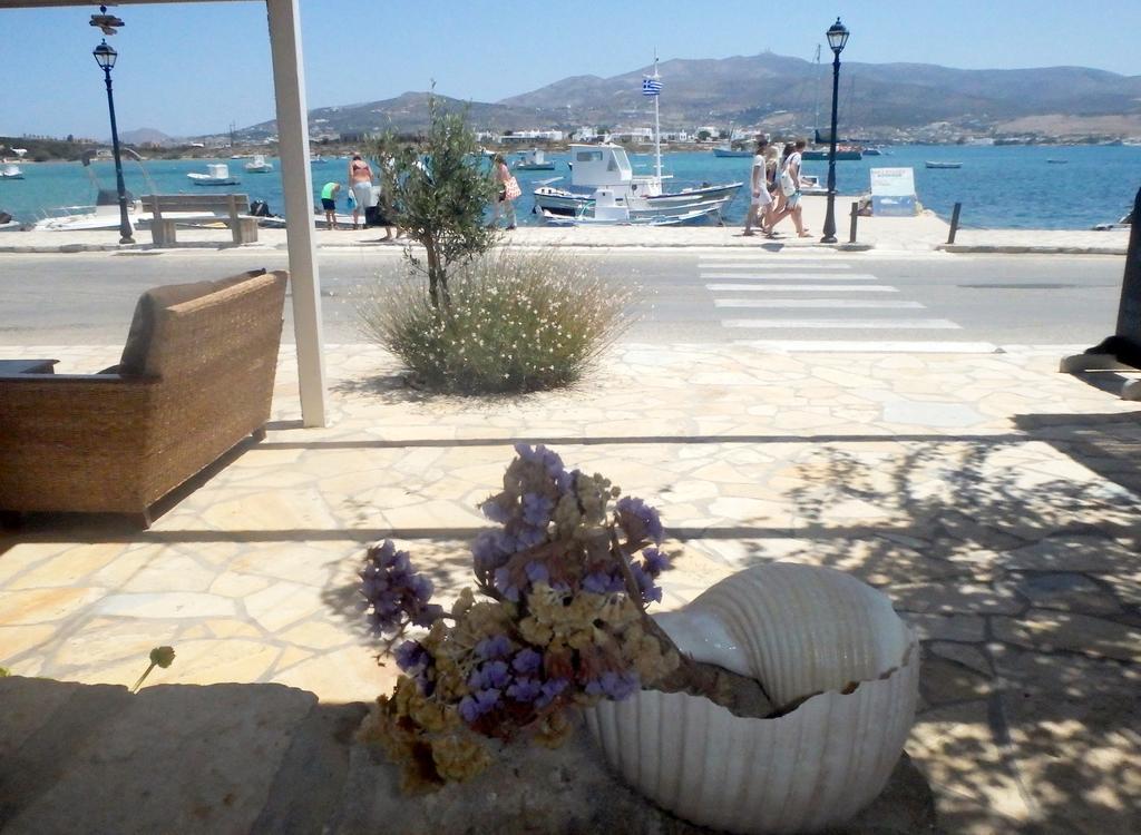 אנטיפארוס Hotel Mantalena מראה חיצוני תמונה
